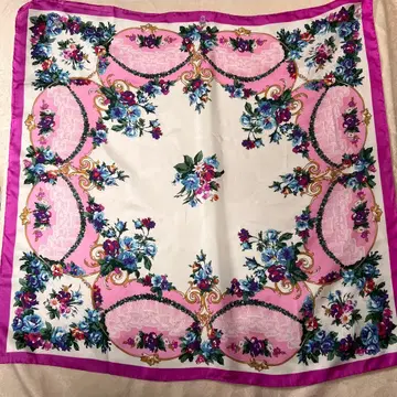 실크 스카프 플로럴 로코코풍 핑크 테두리 꽃무늬