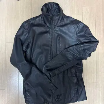 G-Star 블랙 가죽 자켓 M 사이즈