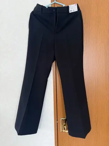 유니클로 스마트 플레어 팬츠