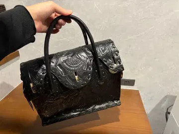 새상품급 카빙 라이브스 블랙 백