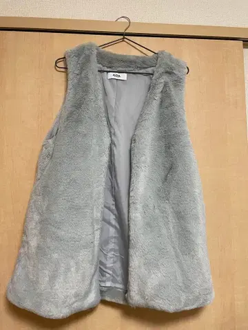 그레이 퍼 베스트 슬리브리스