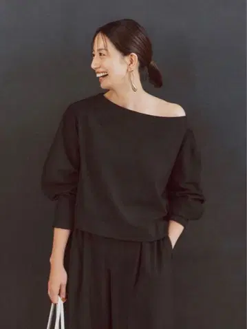 FORME 울라이크 풀오버 히가시하라 아키