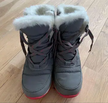 SOREL 방수 퍼 포함 부츠 그레이