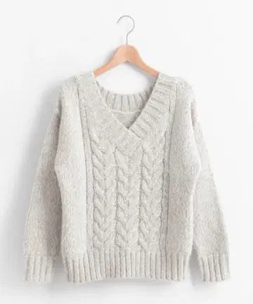 르 쿠르 블랑 니트