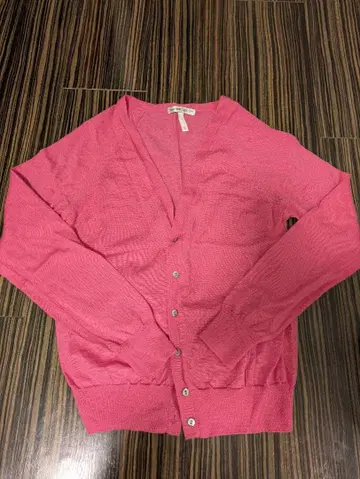 핑크 가디건