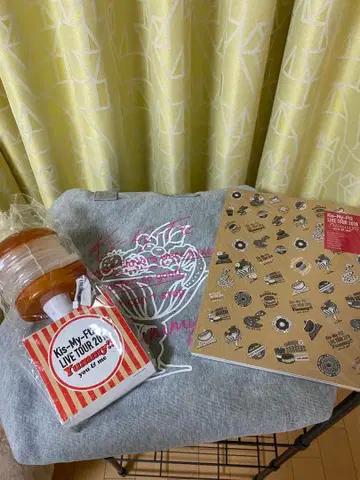 Kis-My-Ft2 라이브 굿즈