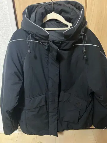 adidas 블랙 자켓 M 사이즈