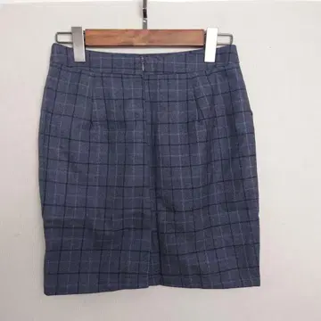 다크 블루 체크 무늬 타이트 스커트