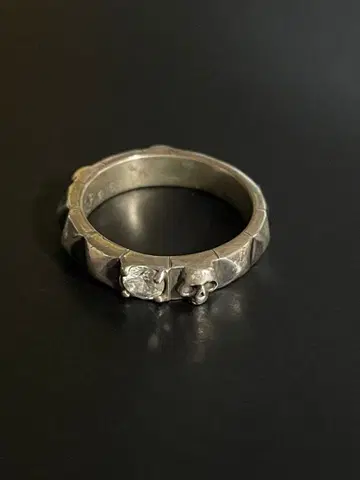 Bizarre 스터드 스컬 반지 12호 실버925 단종