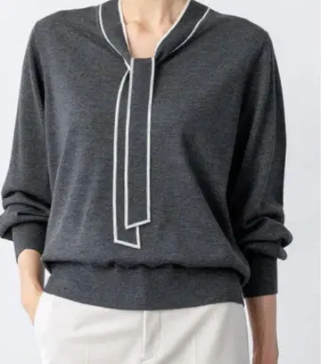 23구 울 스티드 울 보타이 니트