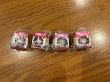 산리오 캐릭터 미니 피규어 4개 세트