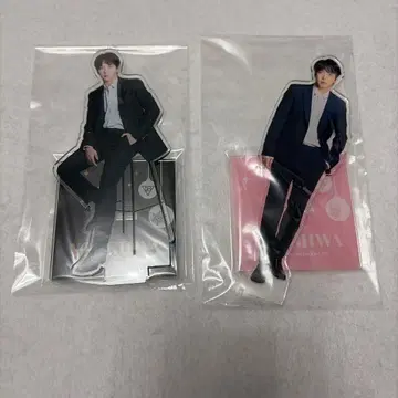 CNBLUE 용화 아크릴 스탠드 2개 세트