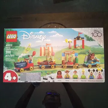 LEGO Disney Celebration Train 43212
