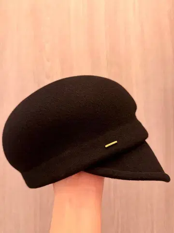 CA4LA (카시라) 블랙 울 헌팅 캡