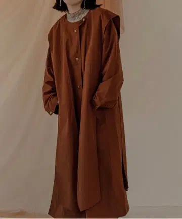 lawgy flutter light trench coat 브라운