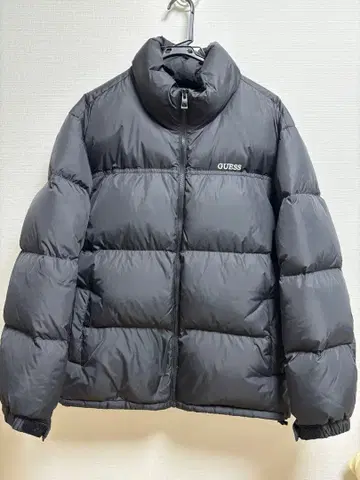 GUESS 블랙 다운 자켓 XL