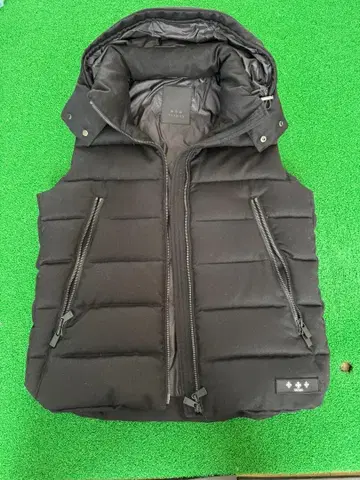 [ 새상품급 ] TATRAS 타트라스 다운 베스트 블랙 1