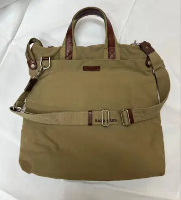 SANDGLASS 숄더백 카키