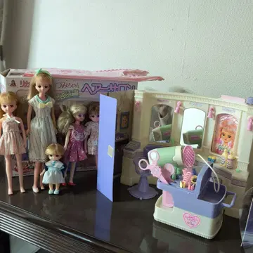 리카짱 헤어 살롱 세트 인형 5개 포함