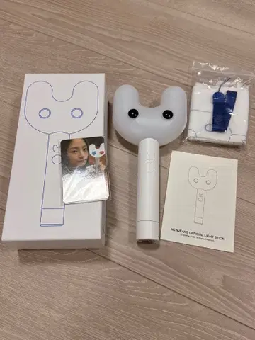 NewJeans 공식 응원봉