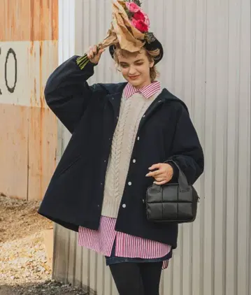 네이비 후드 부착 자켓