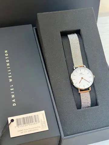 [새상품] 다니엘 웰링턴 손목시계