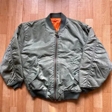 vintage 90s MA-1 miritary jacket