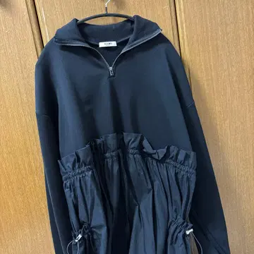 beams 하프 지퍼 원피스