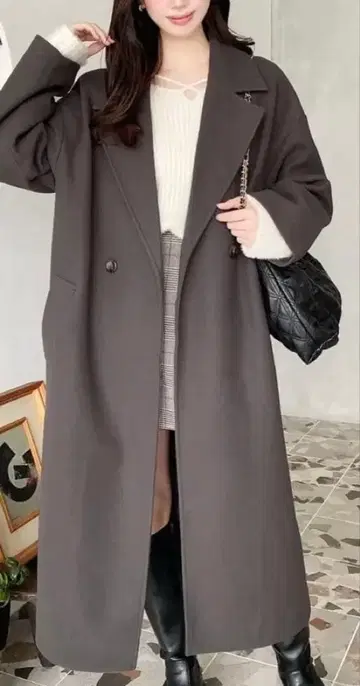 moment+ 롱 체스터 코트 차콜 그레이 16일간 진행