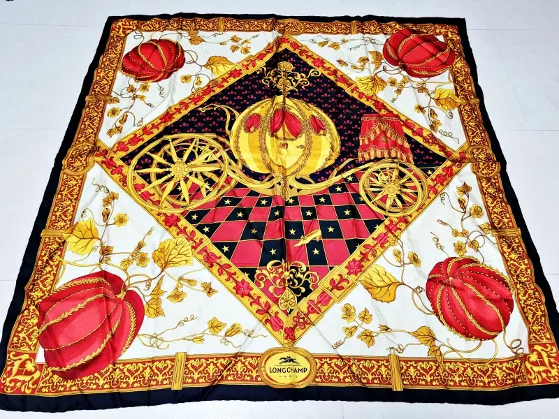 Longchamp Made in Italy Big Silk Scarf /d