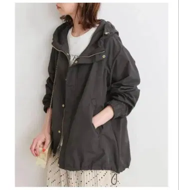 IENA 라이트 나일론 후디드 숏 블루종 36