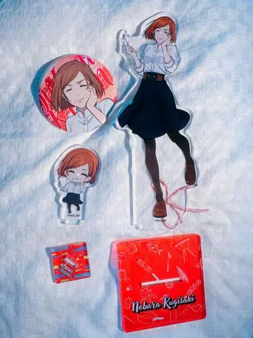 주술회전 쿠기사키 노바라 요미우리 콜라보 굿즈 아크릴 스탠드 캔뱃지 세트