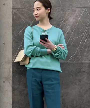 [ 새상품급 ] 두지엠 클라세 니트 코튼 스카이블루 M