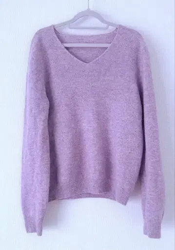 캐시미어 100% 긴팔 V넥 스웨터 새상품급 라벤더