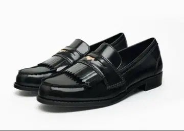 자라 ZARA 플랫 로퍼 메탈 디테일 코인 로퍼