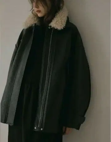 에트레토쿄 멀티 패브릭 리버서블 코트