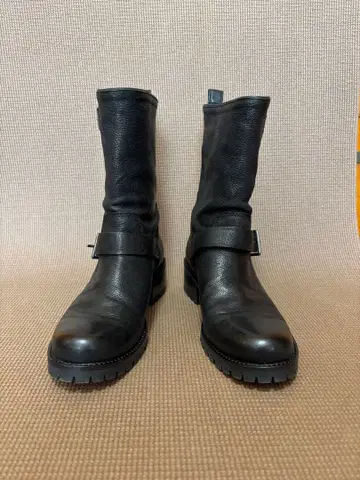 가죽 블랙 부츠 사이드 스트랩 포함