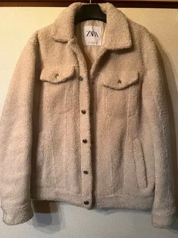ZARA 보아 자켓 크림색