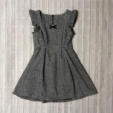 [ 새상품급 ] 프릴 소매 리본 포함 미니 원피스