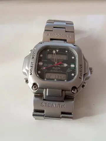 ELGIN STEALTH 데지아나 손목시계