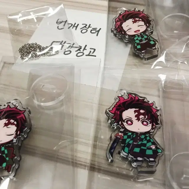 [귀멸의칼날] 카마도 탄지로 코코미에 아크릴 스탠드