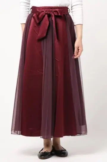 액시즈 새틴 x 샤샤 스커트