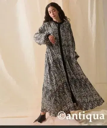 안티카 사라사 패턴 원피스