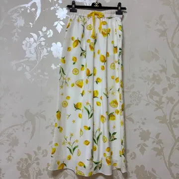 뮤베일 MUVEIL 팬츠 레몬 패턴 꽃무늬