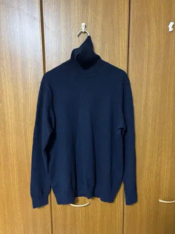 UNIQLO 캐시미어 터틀넥 니트 스웨터