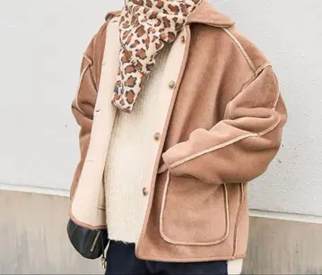 카라 부착 리버서블 코듀로이 보아 자켓