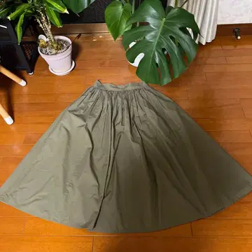 팔라스 팰리스 카키 스커트 일본제