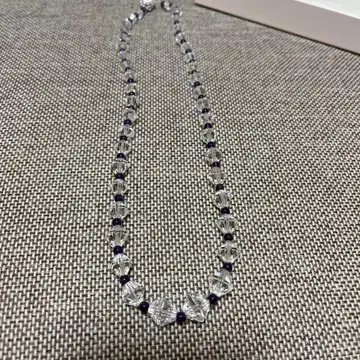 미사용 수정 목걸이 자수정 꽃 클로징 박스 있음