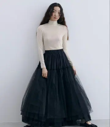 [미사용품] perna 볼륨 튤 스커트 페르나 블랙 검정 스커트