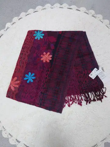 미사용 테크테크 자수 스톨